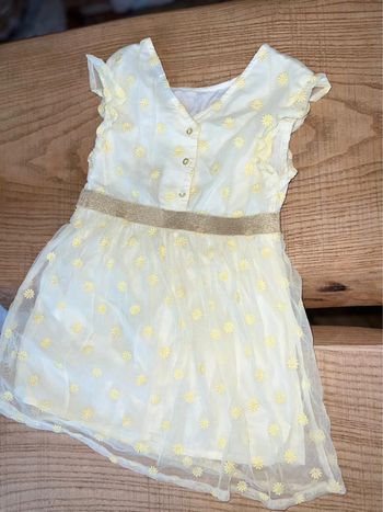 Robe d’été taille 4 ans jaune cérémonie à fleurs marguerite