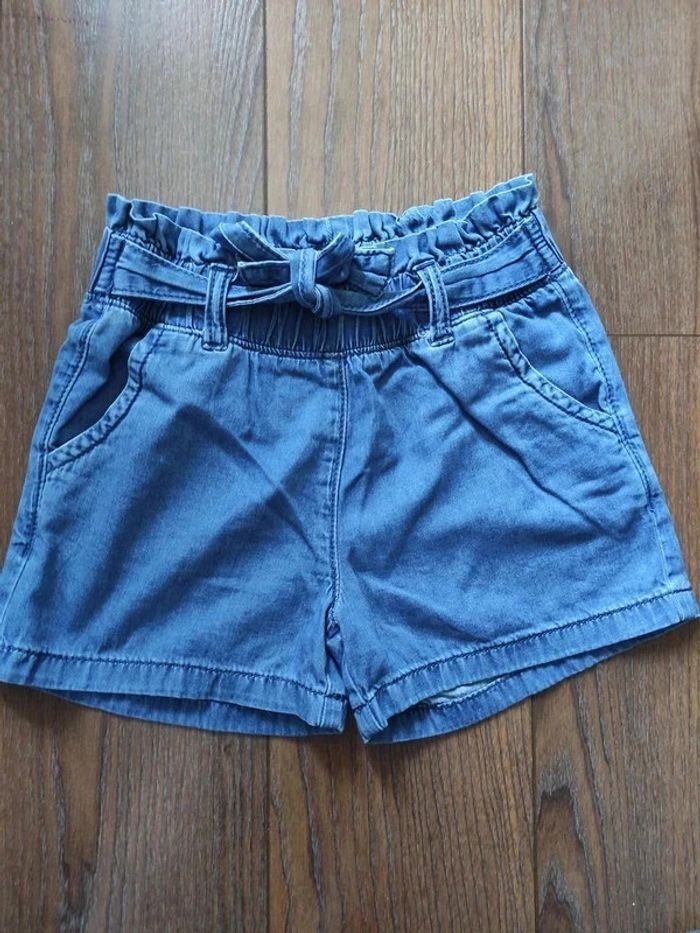 Short 6 ans c&a