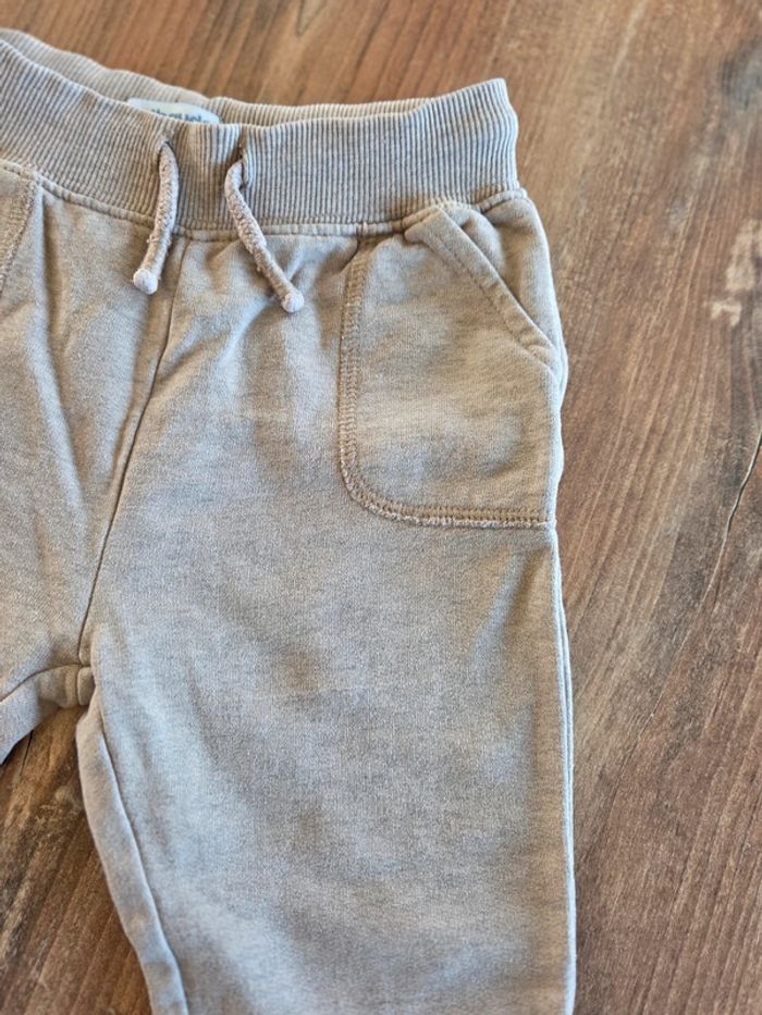 Pantalon beige 2 ans - photo numéro 2