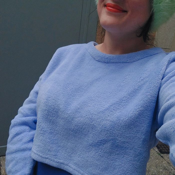 Adorable pull crop neuf pour L/XL - photo numéro 3