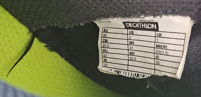 Chaussures de futsal enfants vertes et noires Eskudo 500 Kipsta taille 33 - photo numéro 9
