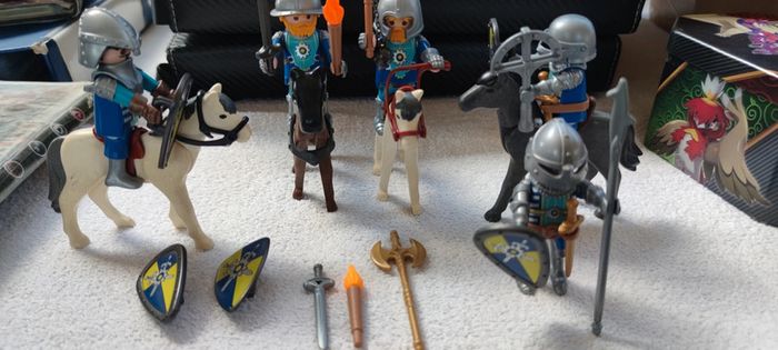 Playmobil  lot 5 Chevaliers Novelmore + chevaux + armes - photo numéro 7