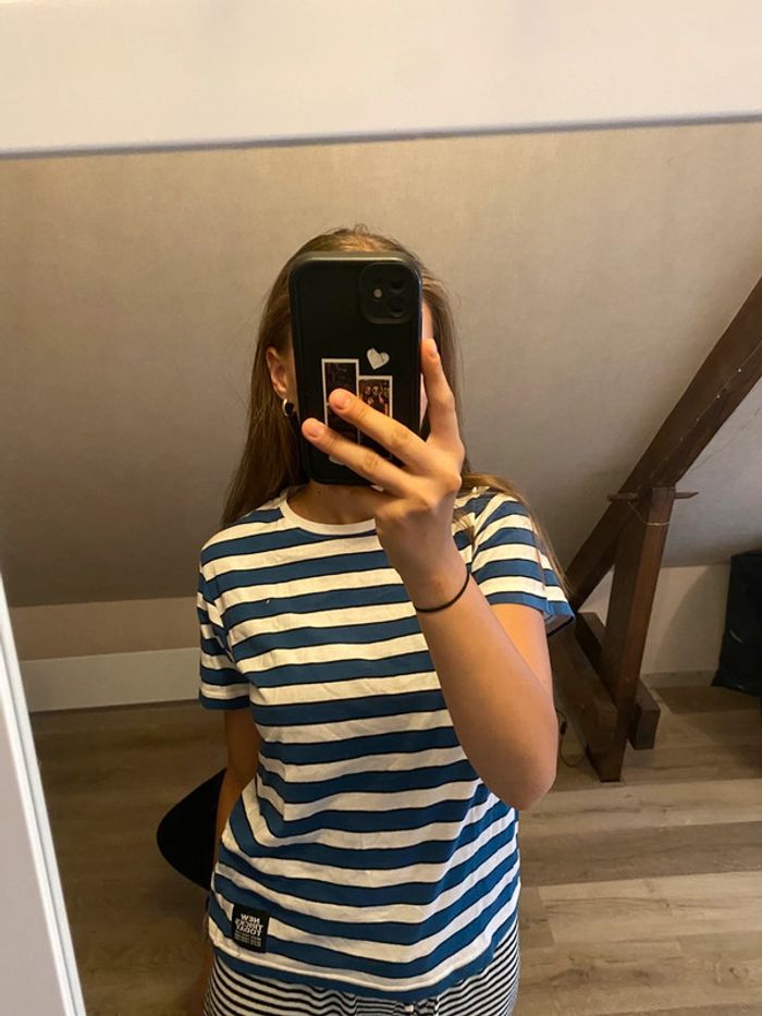 t-shirt rayé bleu et blanc, gémo, taille 14 ans XS - photo numéro 3