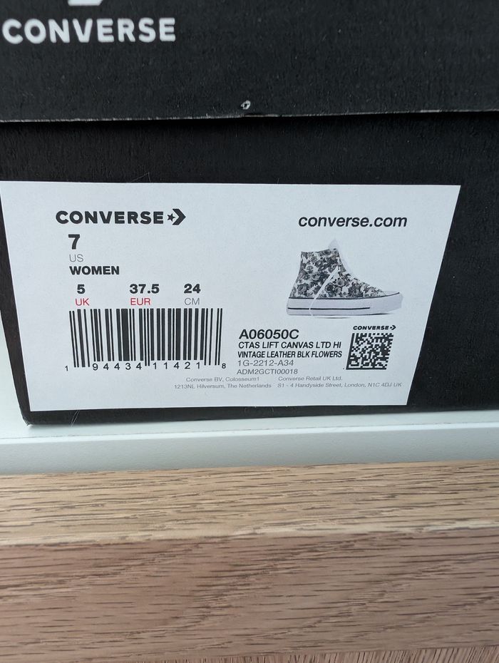 Converse à plateforme édition limitée Vintage leather black flowers T37,5 - photo numéro 8