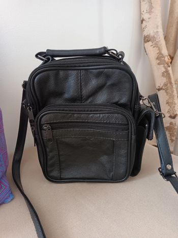 Ancien sac multipoches avec bandoulière