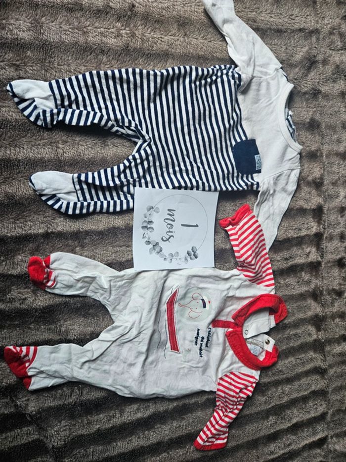 2 pyjamas 1 mois manches longues