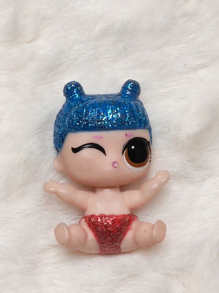 🌺Lot Poupée LOL Surprise Independent Queen Sparkle Series Glitter🌺 - photo numéro 6
