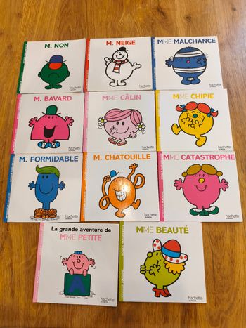 Lot de 11  livres Monsieur Madame