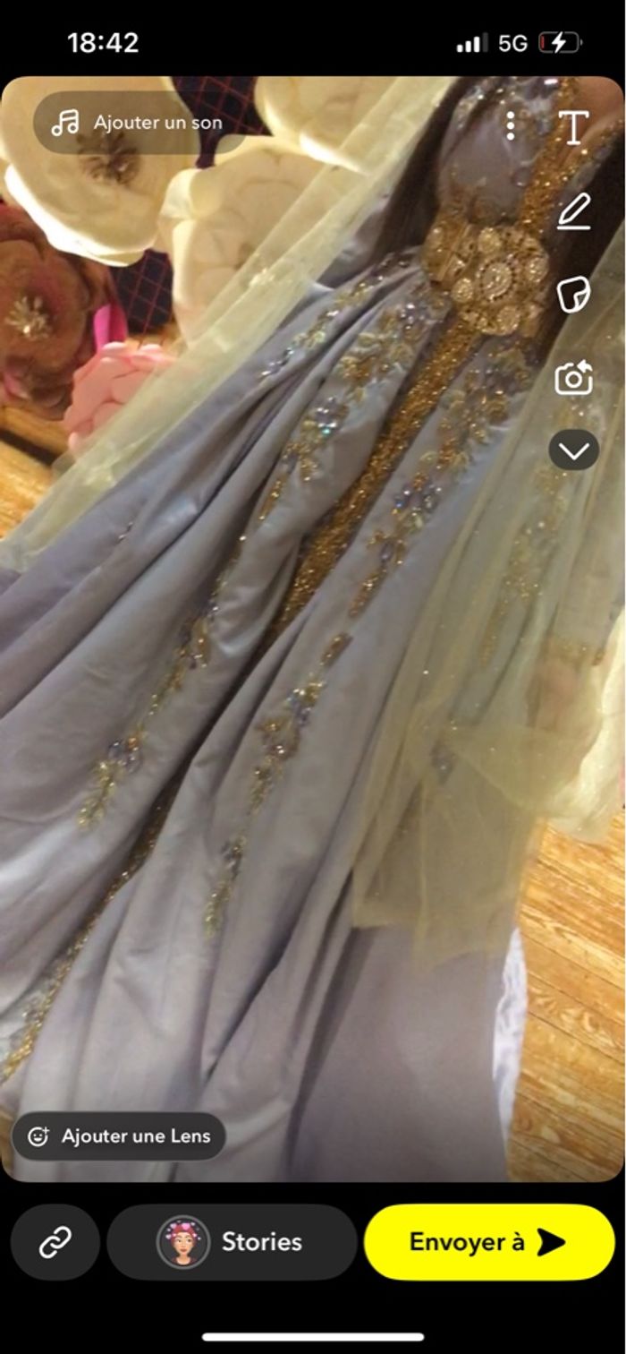 Sublime caftan princesse en excellente état - photo numéro 5