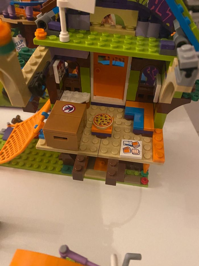 Lego friends « la cabane dans les arbres de Mia Jouet » - photo numéro 5