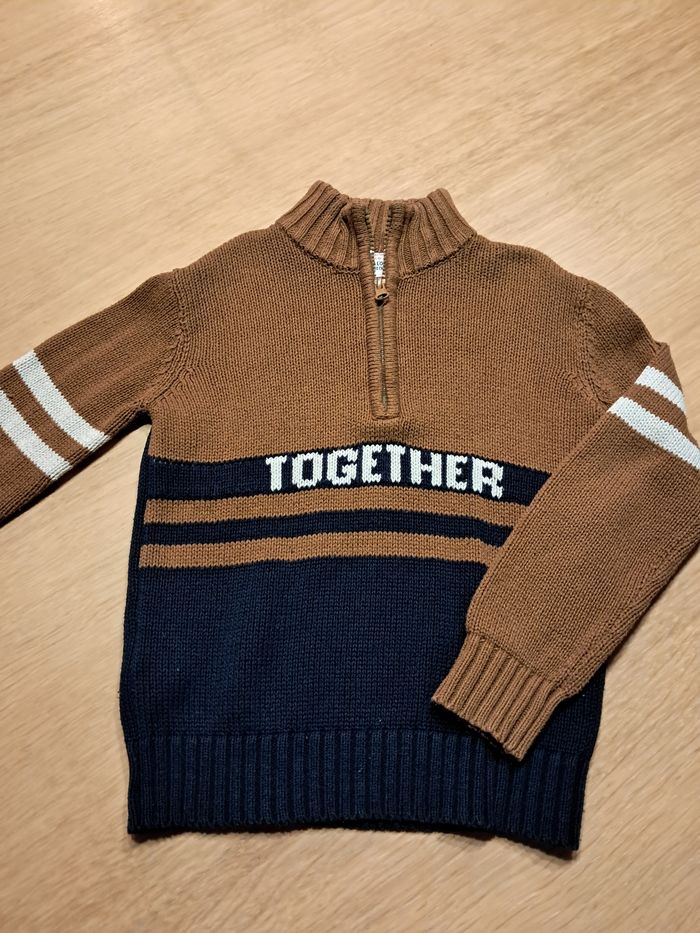 Pull tape à l'œil 5 ans