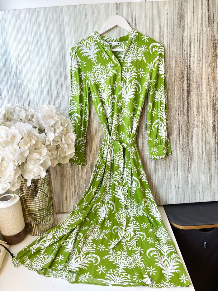Robe longue d’été verte/blanche taille S - photo numéro 2