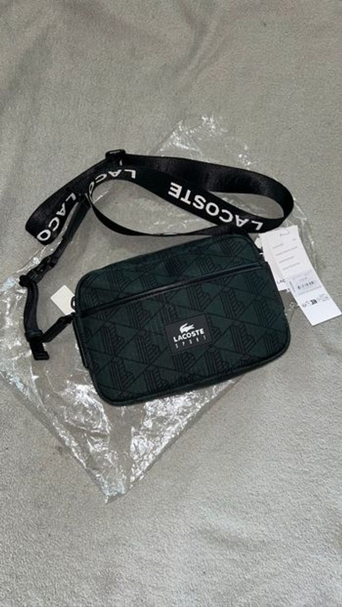 Sacoche bandoulière Lacoste
