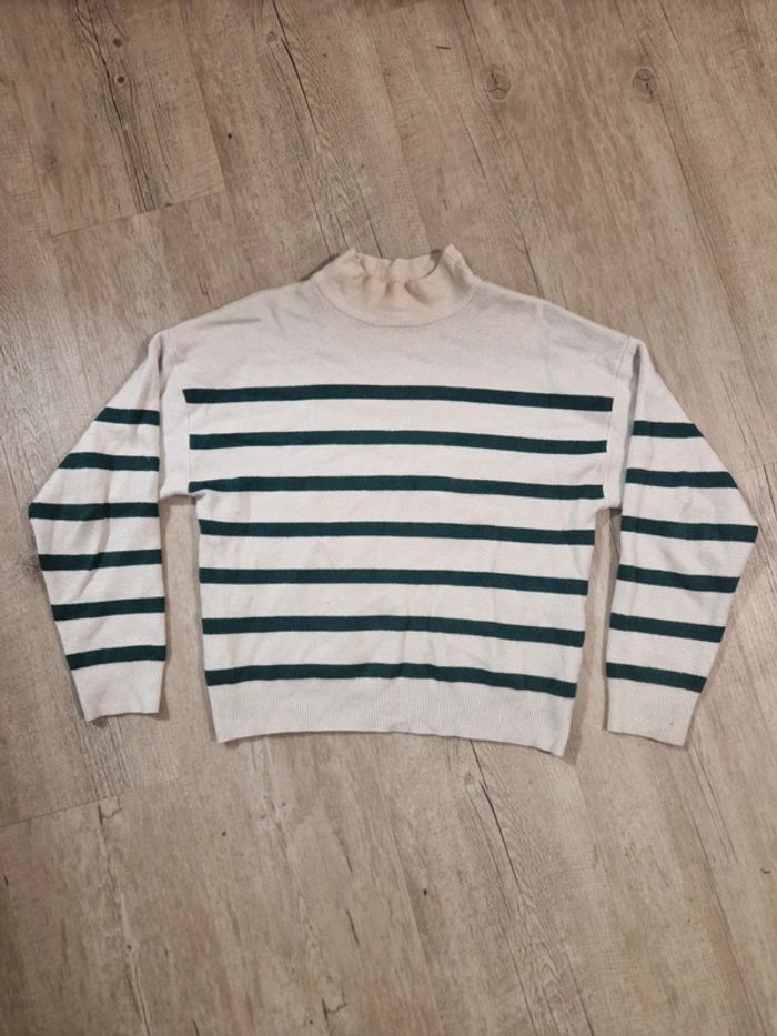 Pull bandes vertes