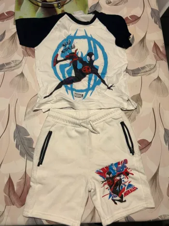 Ensemble Spiderman été 5/6 ans