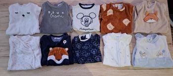 10 pyjamas bébé taille 1 mois