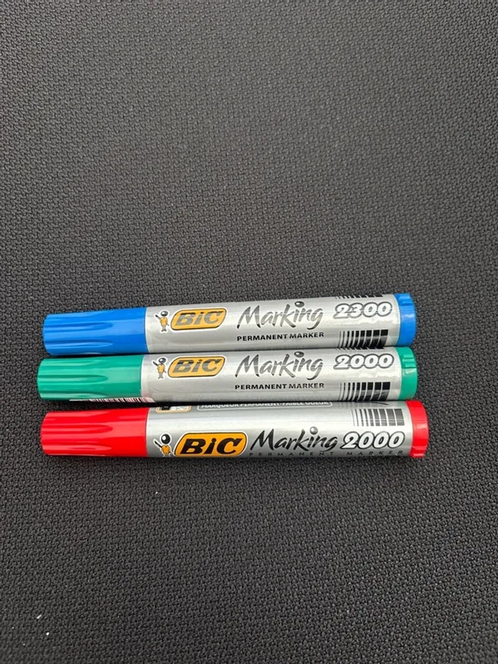 Marqueurs permanents Bic
