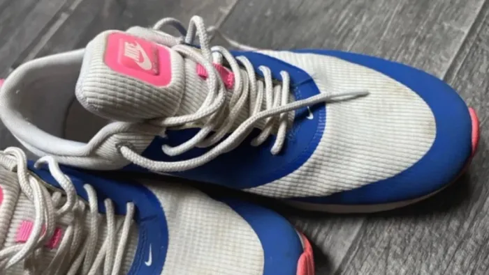 Basket Nike femme taille 39 airmax - photo numéro 2