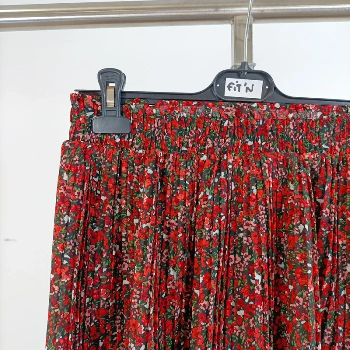 Jupe courte plissée Amisu fleurie rouge noir taille 38 fluide doublée élastique A1466 - photo numéro 5