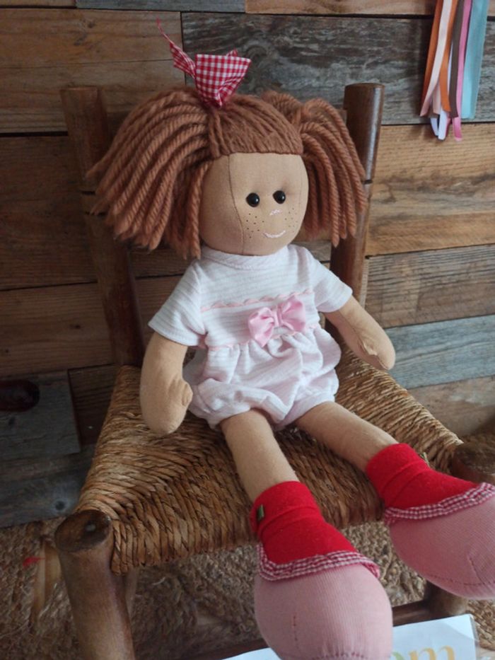 Peluche poupée la Nina tbe - photo numéro 4