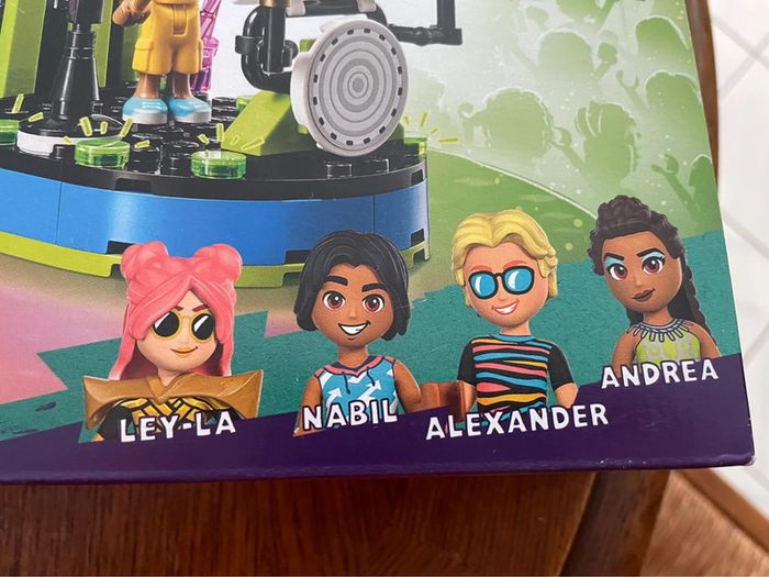 Boîte LEGO Friends 42616 Neuve - photo numéro 13