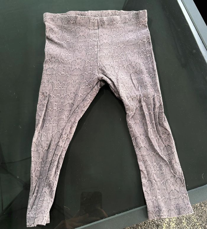 Lot de 4 leggings / Taille 24 mois - photo numéro 2