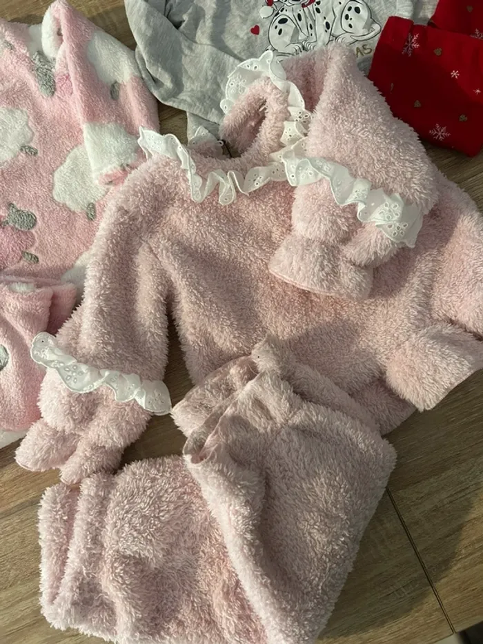 Lot 3 pyjamas deux pièces chaud 12/18 mois - photo numéro 3