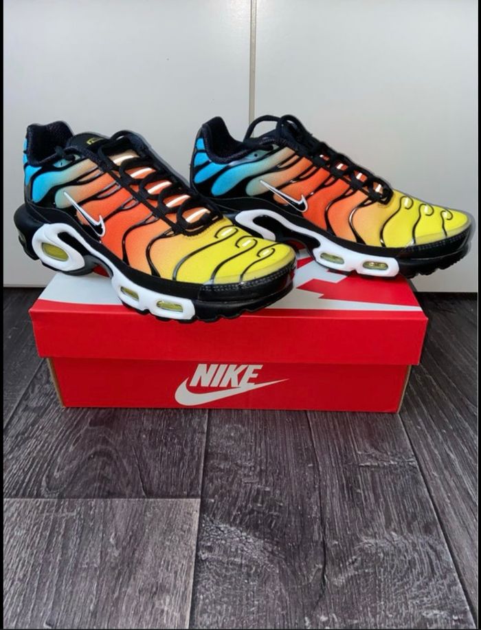 Nike tn jaune rouge bleu 36 - photo numéro 2
