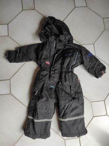 Combinaison de ski noire - 2 ans