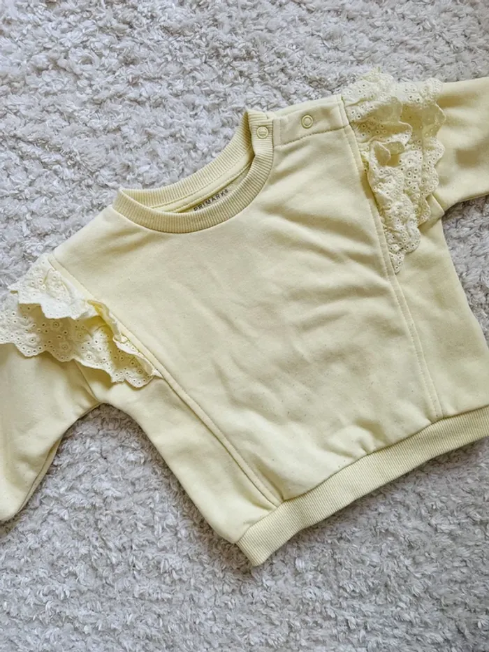 Sweat jaune Primark 6/9 mois - photo numéro 3
