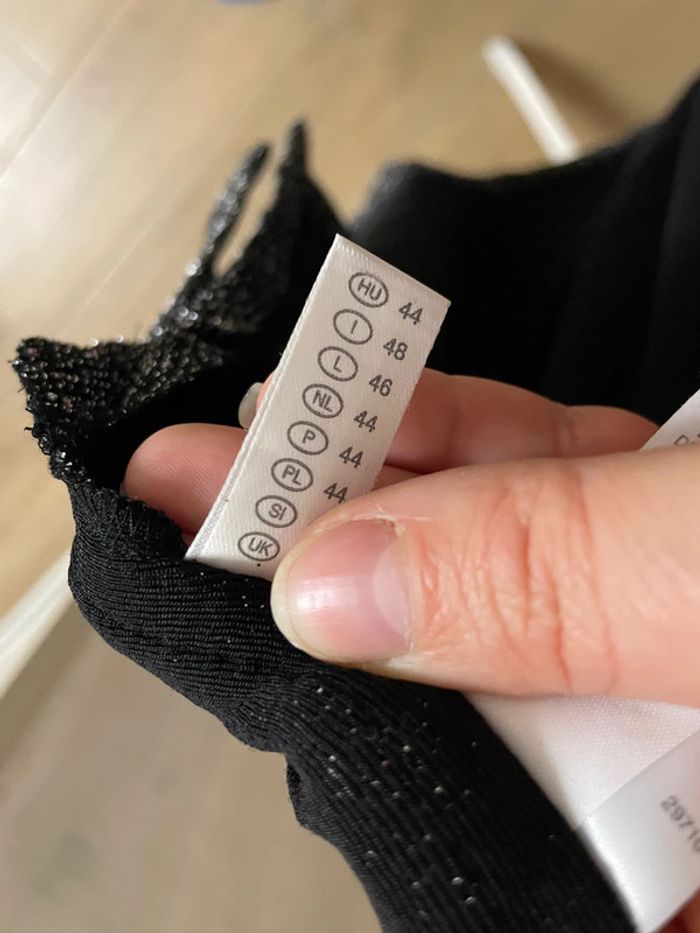 Cardigan/ kimono avec strass noir et argenté - photo numéro 8