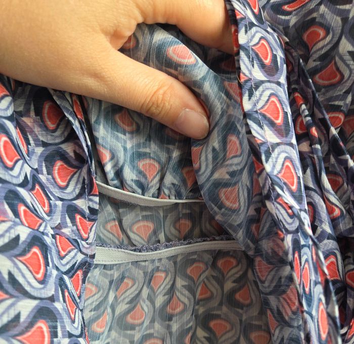Blouse cache-coeur imprimé géométrique Versia - taille XS - photo numéro 4