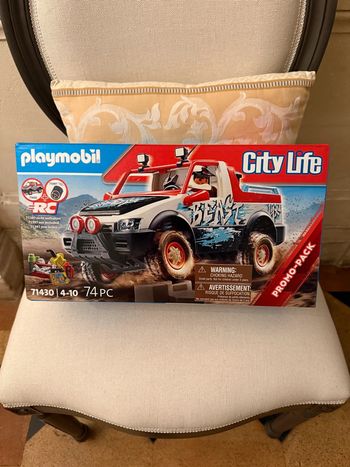 NEUF Playmobil City Life Voiture de Rallye, Pick-up Tout-Terrain 71430 4x4