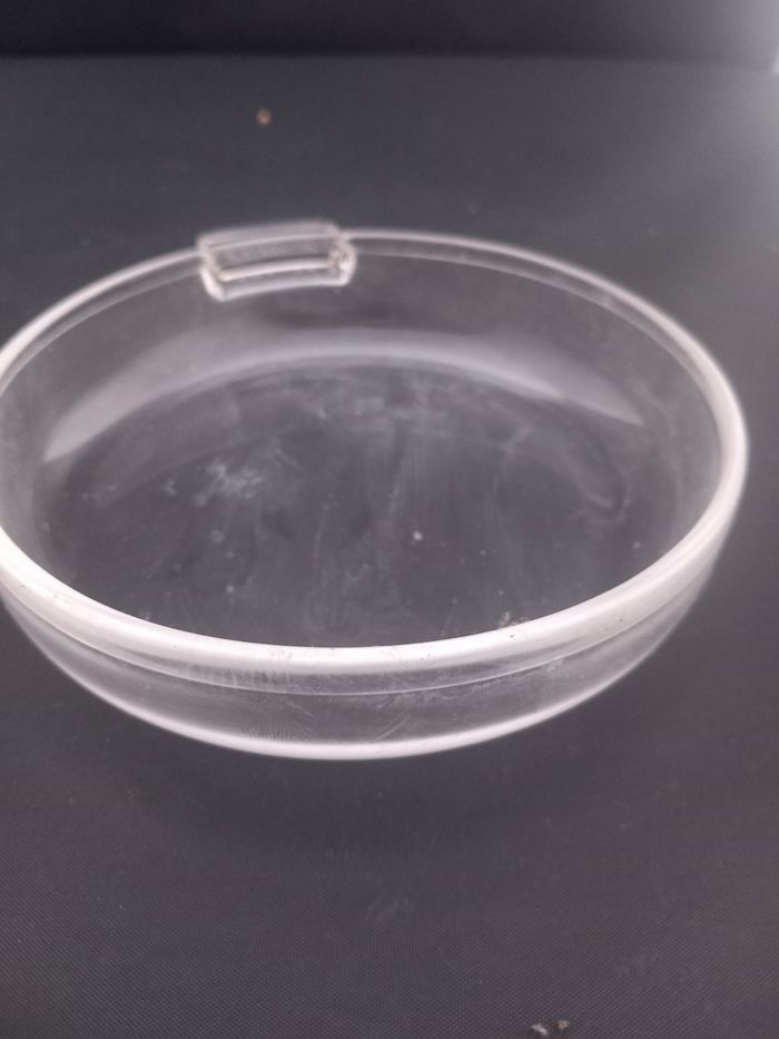 Coupelle en verre estampillée France - photo numéro 3