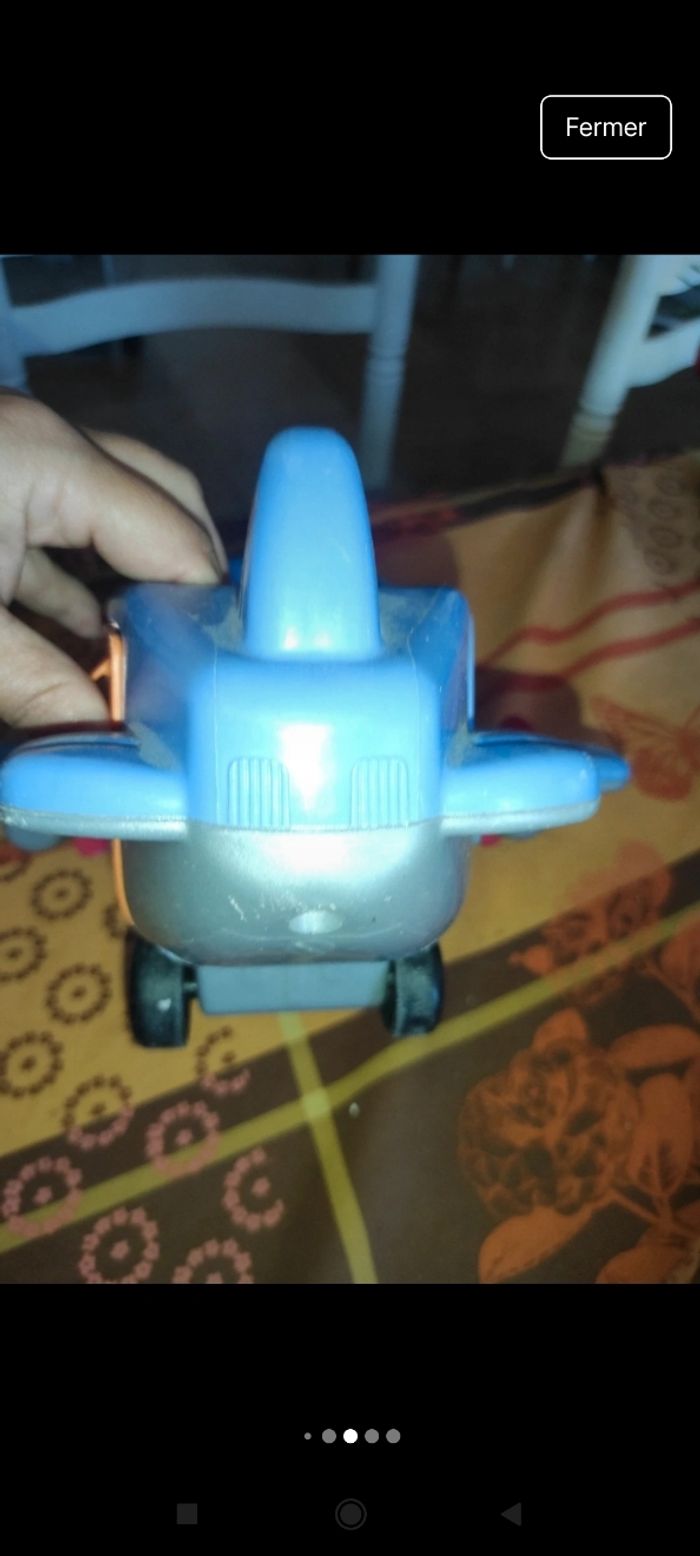 Avion
Fisher Price
J39 - photo numéro 2