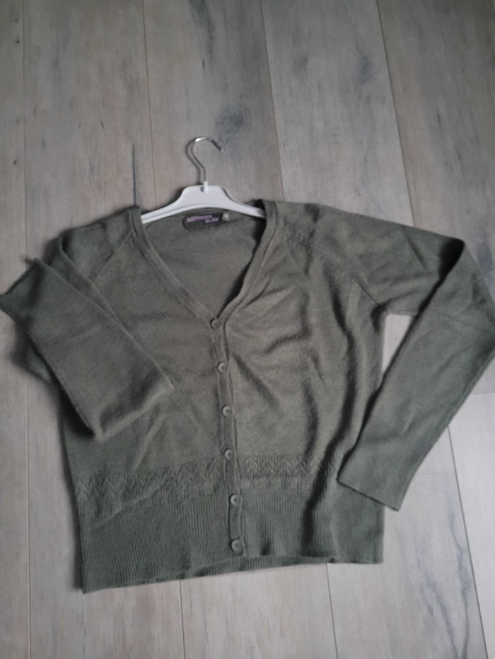 Pull gilet col V