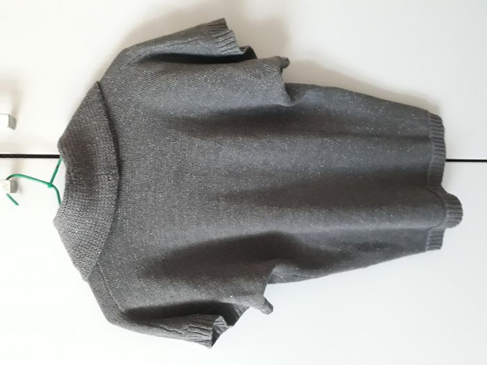 Pull gris avec un grand col  Cache Cache  taille 2  ( 38 ) - photo numéro 2