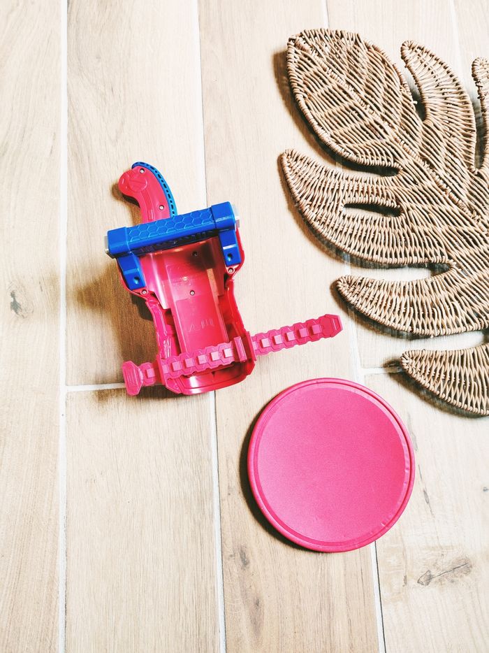 💫 Déguisement poignet lanceur de bouclier Captain America marvel - photo numéro 2