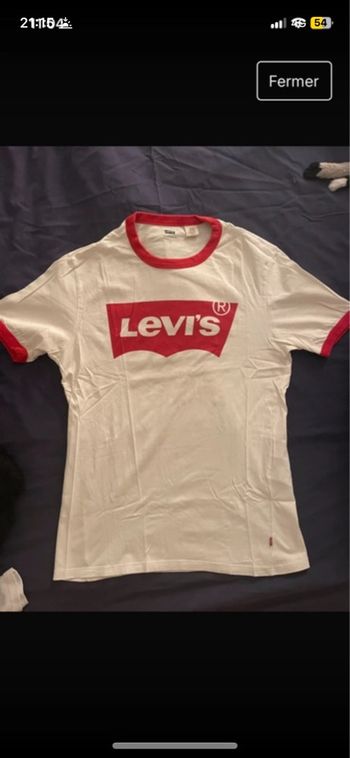 T-shirt Lévis très