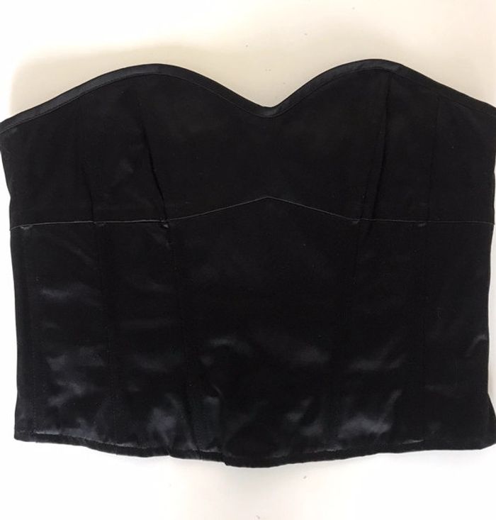 Bustier noir satiné avec laçage dos quasi neuf