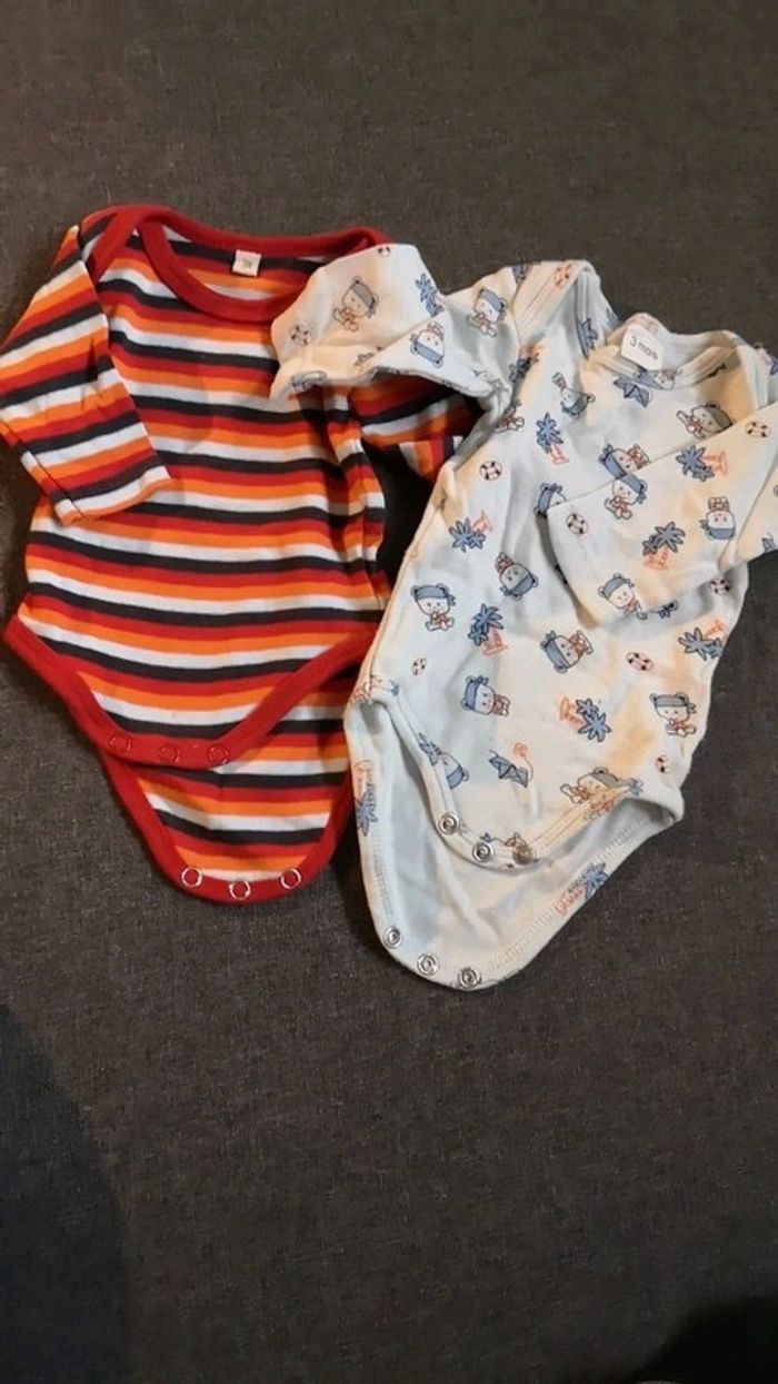 Lot divers 3 mois 6 pcs - photo numéro 3