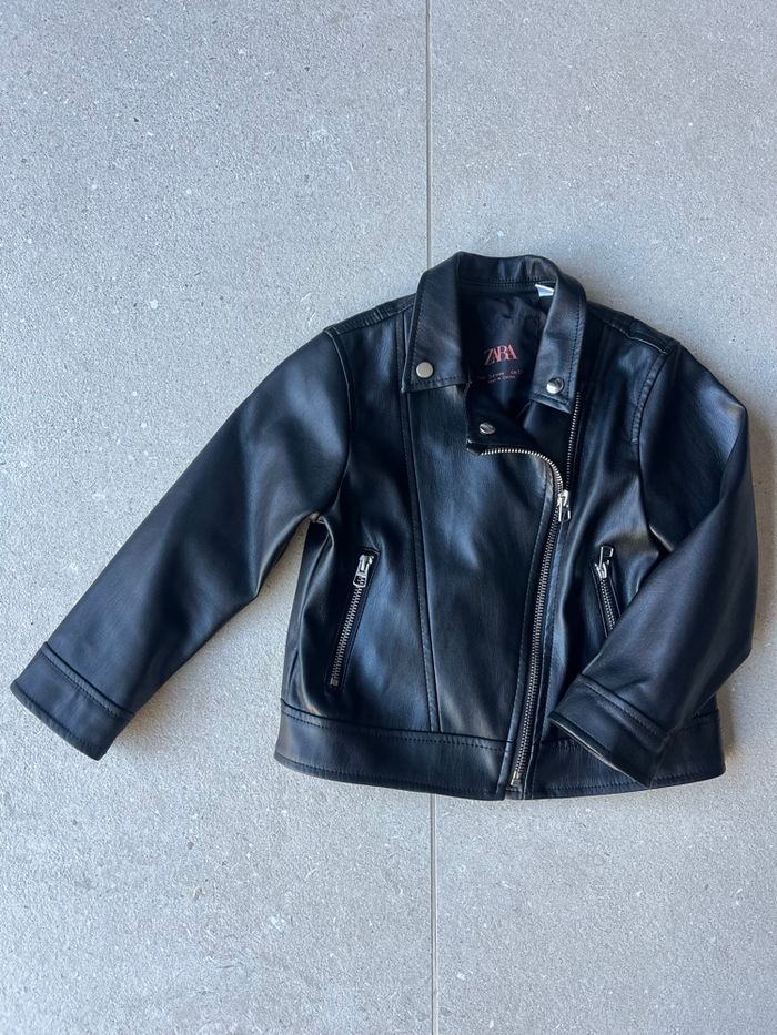 Veste perfecto simili cuir Zara