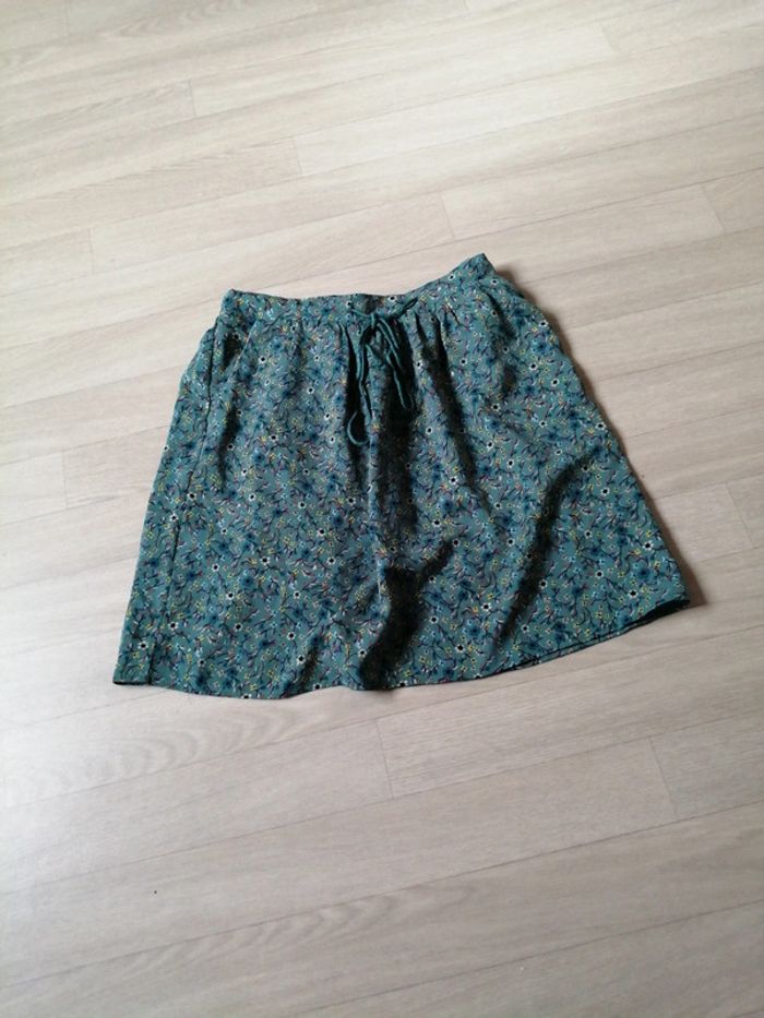 Jupe motif fleurs