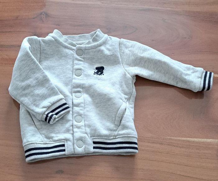 Veste neuve 6 mois