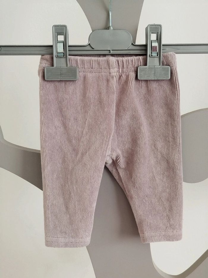 Pantalon gris taille 1 mois