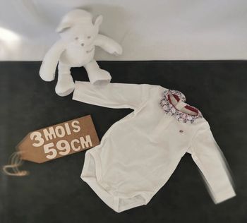 Bodie 👣 col Claudine, obaïbi, 3mois