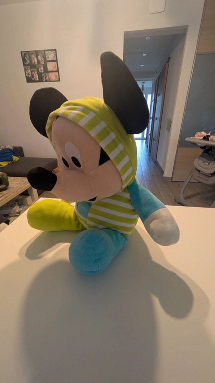 Grosse peluche Mickey - photo numéro 5