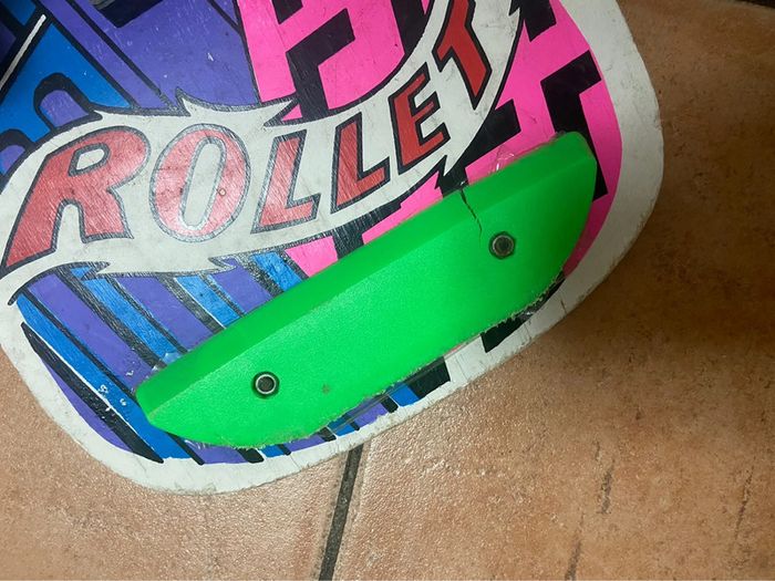 Skateboard planche a roulette - photo numéro 3