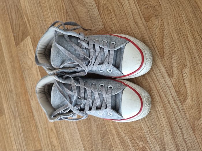 Converse 36.5
