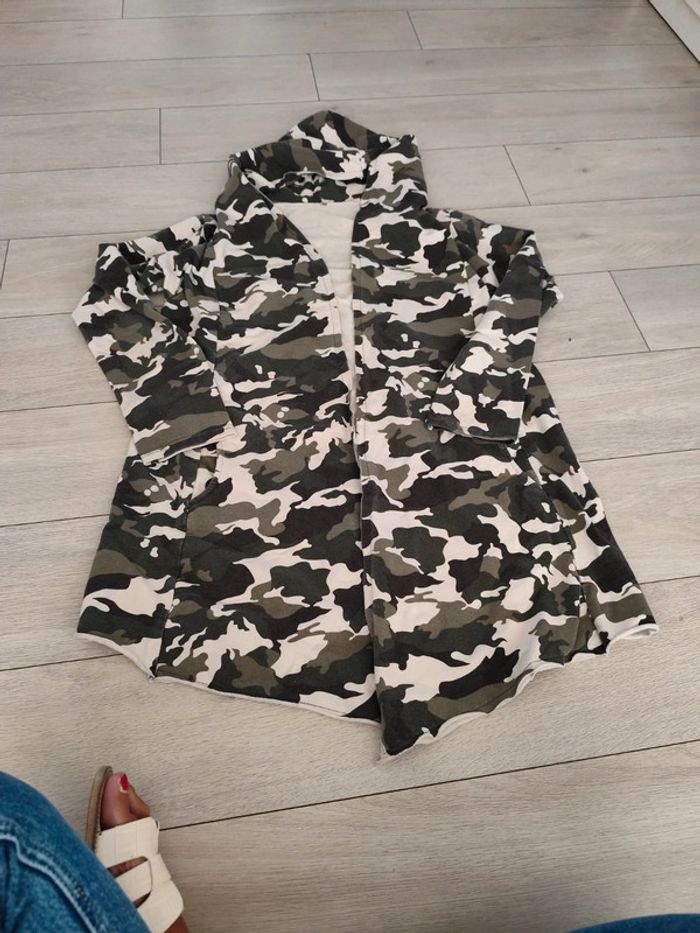 Gilet à capuche